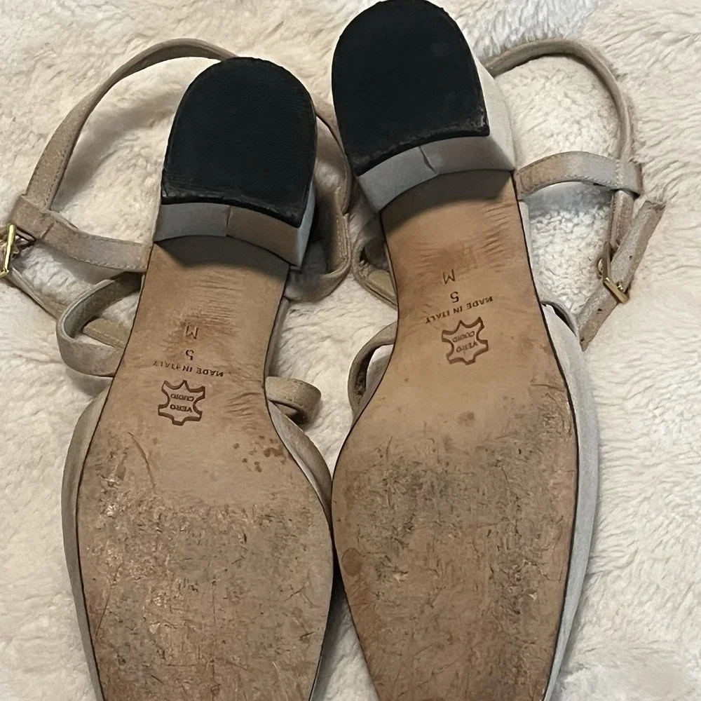 Adrienne Vittadini Classic Tan, Closed Toe‎ Heel And Ankle Strap Size 5M